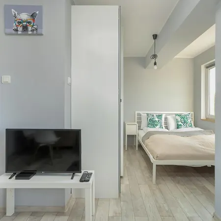 Appartement Stylish Near Hala Arena By Renters